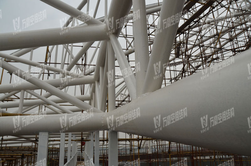 天華鄉(xiāng)村大舞臺異型鋼結(jié)構(gòu)項目