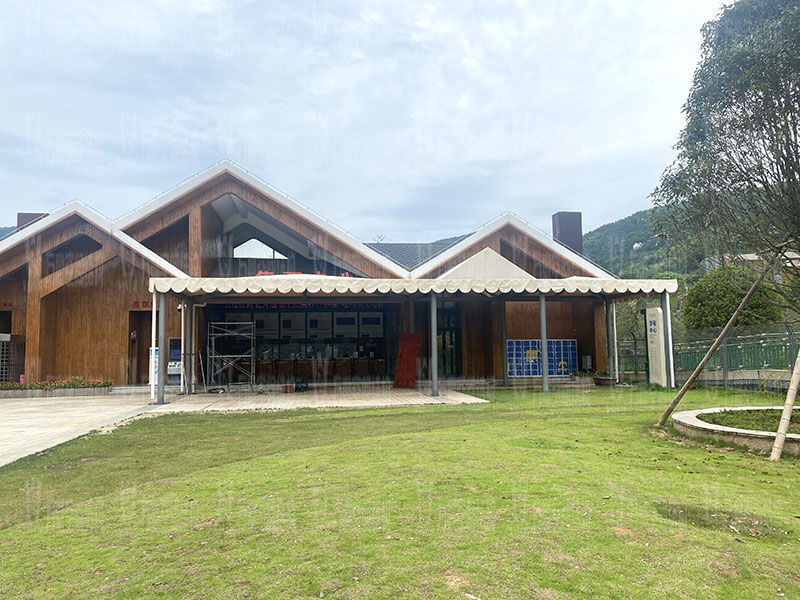 樂清鐵定溜溜樂園膜結構工程商業街網殼吊裝中