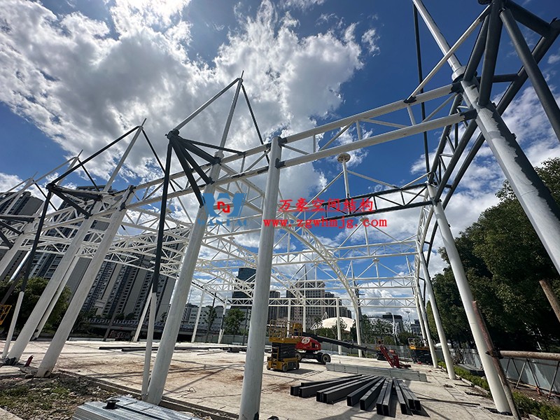 溫州惠民路西側(cè)綠地球場鋼結(jié)構