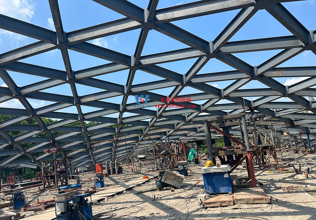 上海工程技術大學松江校區風雨操場ETFE膜結構工程