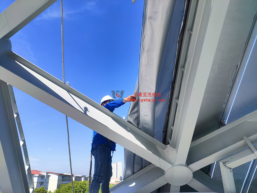 上海工程技術大學松江校區風雨操場ETFE膜結構項目