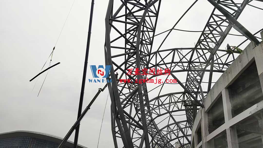 瑞麗國際文體中心建設項目體育場鋼結構工程