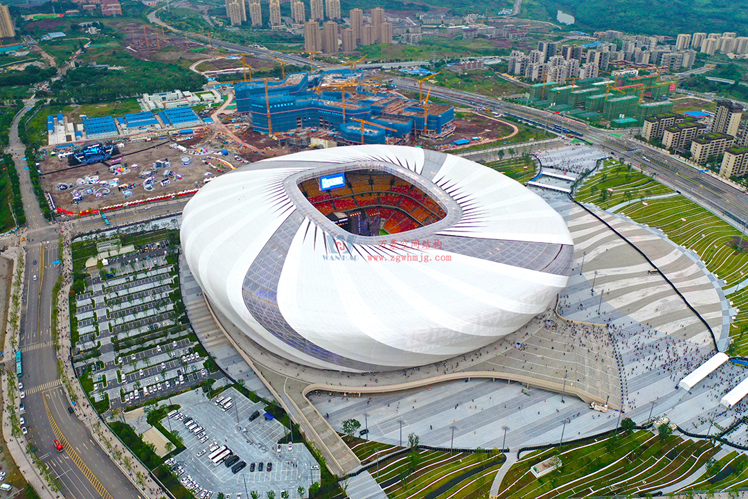 2026 中超球場巡禮?重慶篇｜身披 ETFE「科技薄紗」，龍興足球場點亮山城足球新未來！