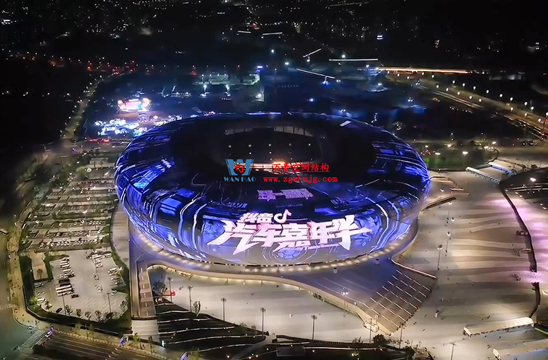 假期還在繼續(xù)，這個ETFE膜結(jié)構(gòu)足球場內(nèi)精彩正在上演~